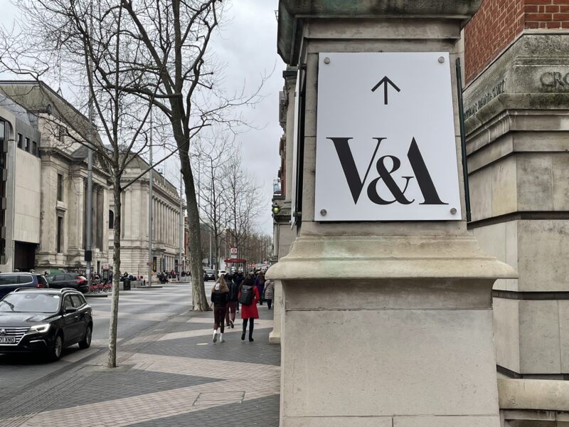 V&A Museum Sign